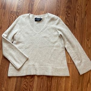 Calvin Klein Knit V-neck Sweater in Cream, Size L